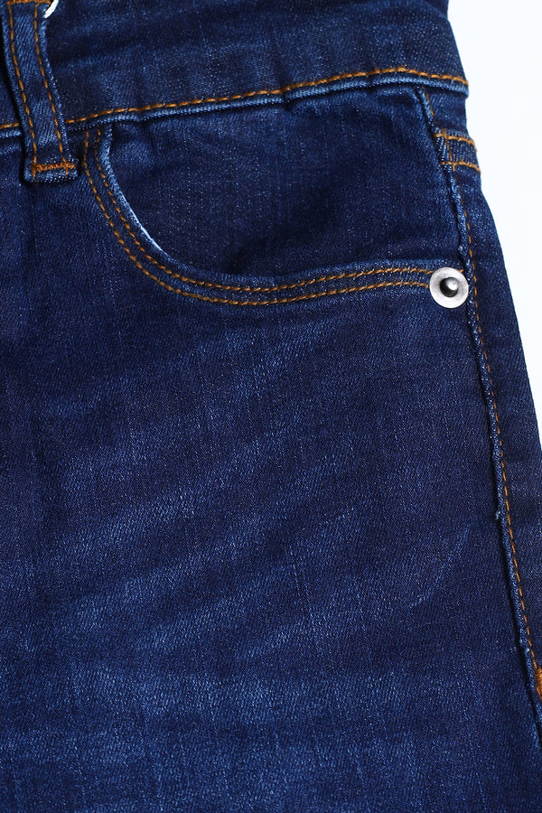 SLIM FIT BASIC JEANSE