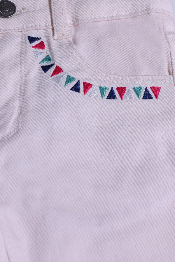 GIRL'S TWILL PENT EMB. - TRIANGLE