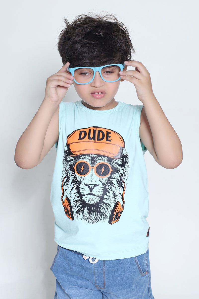 LION DUDE SANDO