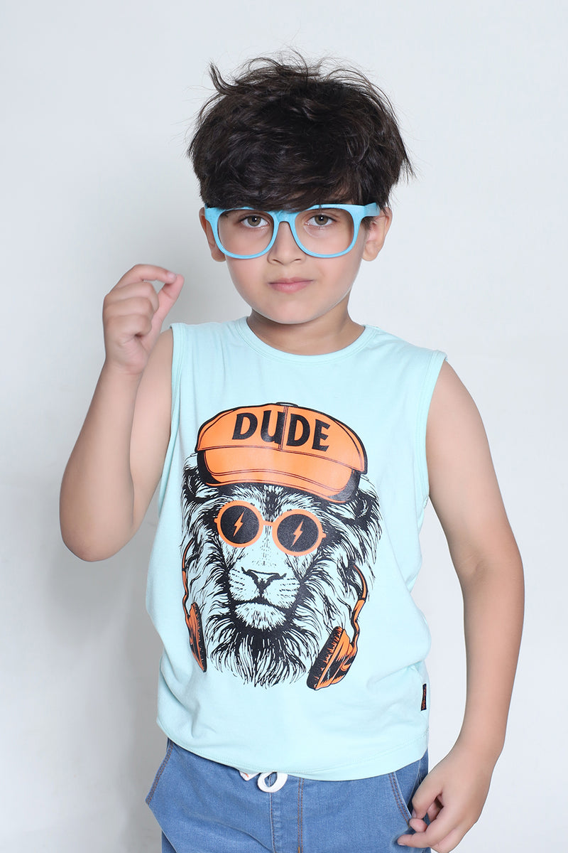 LION DUDE SANDO